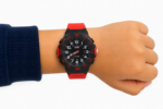 Q&Q VR18J013Y Watch