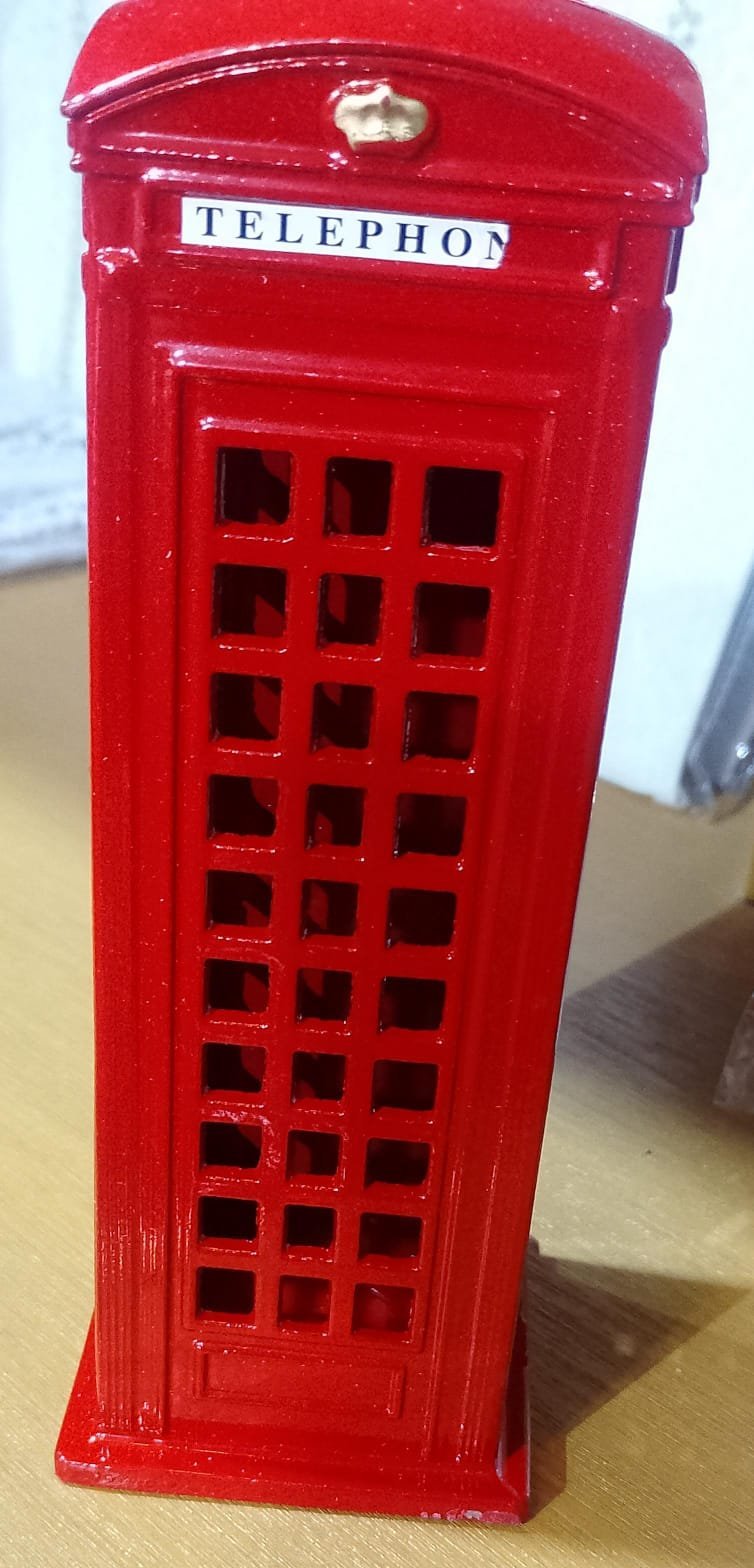 202605051037342-4.jpeg English Telephone Box - Image 1